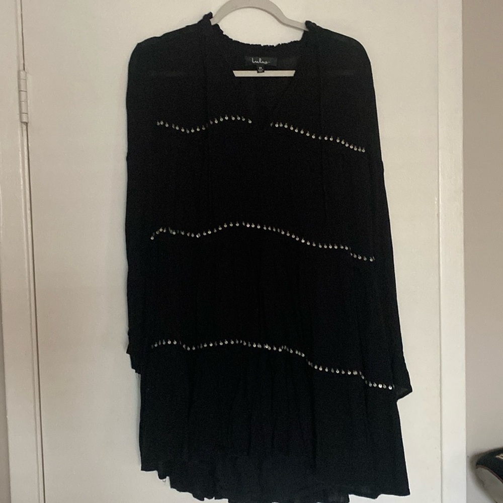 black quarter sleeve dress